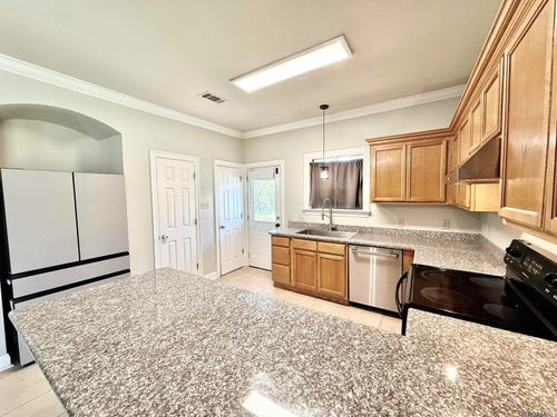 16918 Watkins Rd, Walker, LA, 70785-5418 | Card Image
