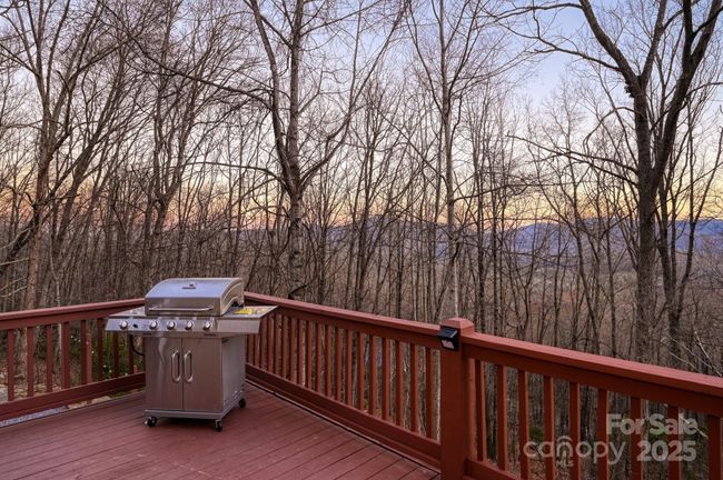Great Area for Grilling | Image 6