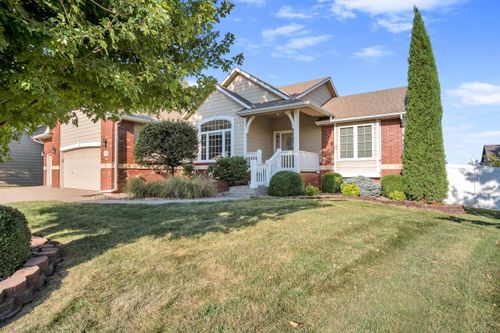 615 Autumn Glen Ct, Newton, KS, 67114-9007 | Card Image