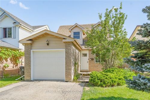 34 Camrose Crt, Kitchener, ON, N2M5J5 | Card Image