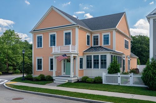 2-2 Eighteenth Dr, Franklin, MA, 02038-4129 | Card Image