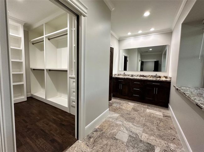 Bathroom number 3, ensuite to Bedroom number 3 | Image 33