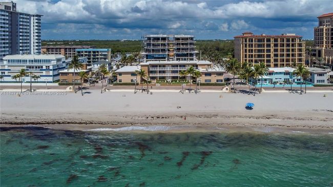 APT-3A - 3300 N Surf Rd, Condo with 1 bedrooms, 1 bathrooms and null parking in Hollywood FL | Image 25