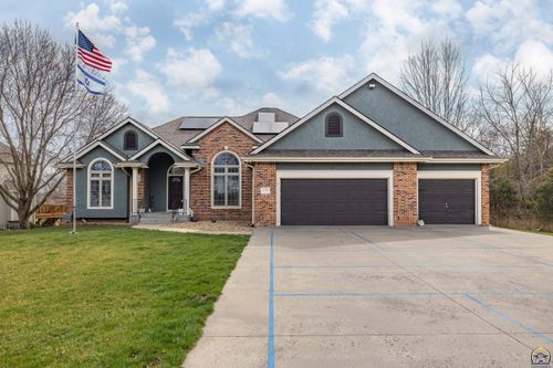 4700 Sw Moundview Dr, Topeka, KS, 66610-1604 | Card Image