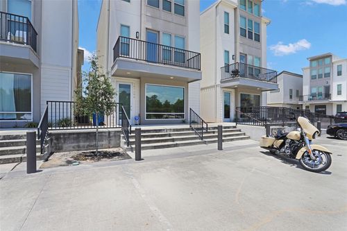18708 Centro Main St, Shenandoah, TX, 77385-5613 | Card Image