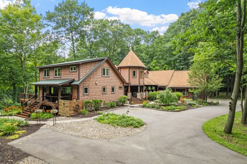 6340 104th Ave, South Haven, MI, 49090-8323 | Card Image