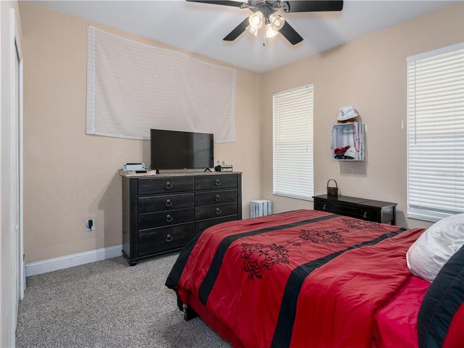 6018 Gannetdale Dr, House other with 5 bedrooms, 2 bathrooms and null parking in LITHIA FL | Image 24