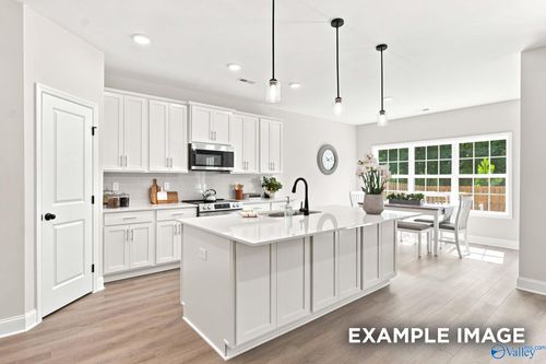20944 English Ivy Ln, Athens, AL, 35611 | Card Image