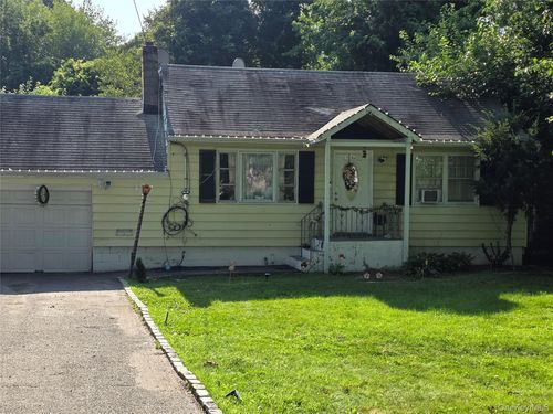 2467 New York Ave, Melville, NY, 11747-1113 | Card Image