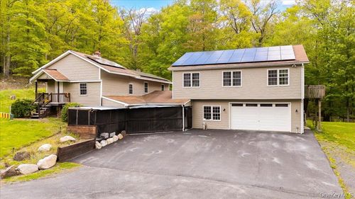 80 Jones Rd, Pine Bush, NY, 12566-5335 | Card Image