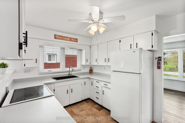22 Tanner Rd, House other with 3 bedrooms, 3 bathrooms and 5 parking in Campbellford ON | Image 14