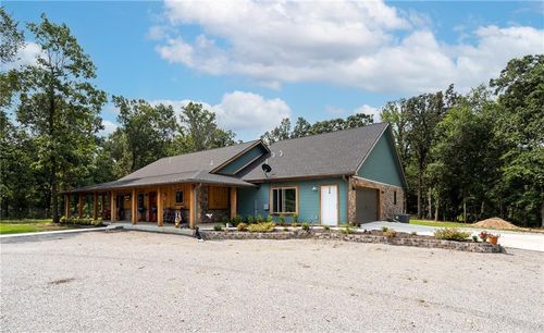 12029 S Edmondson Rd, Gentry, AR, 72734-9395 | Card Image