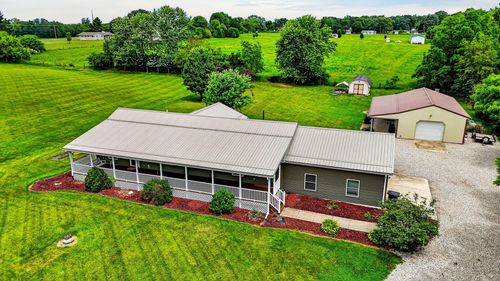7096 Warner Huffer Rd, Circleville, OH, 43113-9376 | Card Image