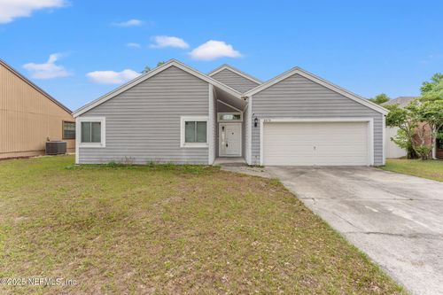 8379 Chason Rd W, JACKSONVILLE, FL, 32244-5447 | Card Image