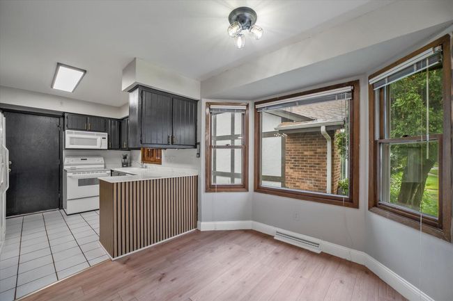 5309 S Somerset Lane, Condo with 2 bedrooms, 2 bathrooms and null parking in Greenfield WI | Image 9