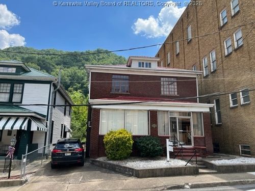 424 Main St, Logan, WV, 25601-3908 | Card Image