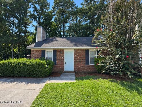 110 Glenside Ct, Midway Park, NC, 28544-1662 | Card Image