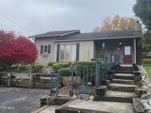 10 Crouch Ct, Johnson City, TN, 37615-4615 | Card Image