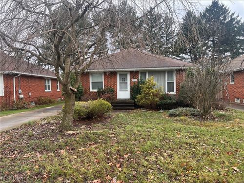 12100 Orme Rd, Garfield Heights, OH, 44125-4315 | Card Image