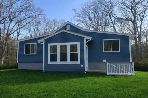 144 Maxson Hill Rd, Ashaway, RI, 02804-2500 | Card Image