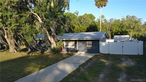97 Risher Ave, Inglis, FL, 34449-9712 | Card Image