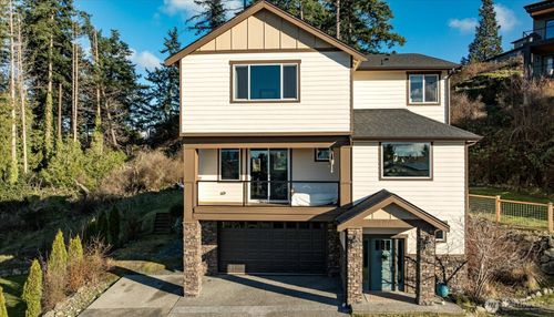 1403 Dakota Ave, Anacortes, WA, 98221-1310 | Card Image