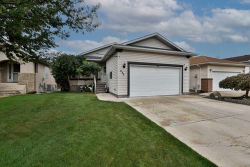 299 Cougar Way N, Lethbridge, AB, T1H6P8 | Card Image