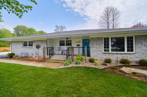511 Browning Ave, Manistee, MI, 49660-1832 | Card Image