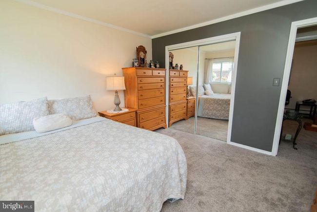 91 New School Ln, House other with 4 bedrooms, 2 bathrooms and null parking in LEVITTOWN PA | Image 13