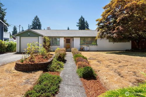 6004 225th Pl Sw, Mountlake Terrace, WA, 98043-3838 | Card Image