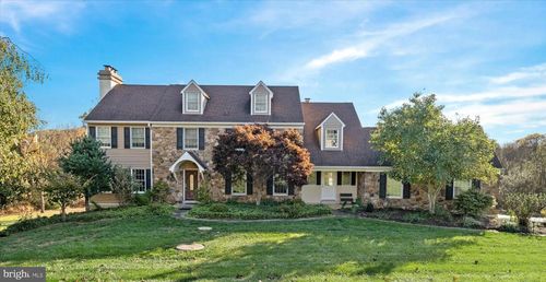 9 Raven Ln, Kennett Square, PA, 19348-2125 | Card Image