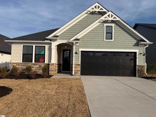 195 Tiger Lily Dr, Anderson, SC, 29621-3899 | Card Image