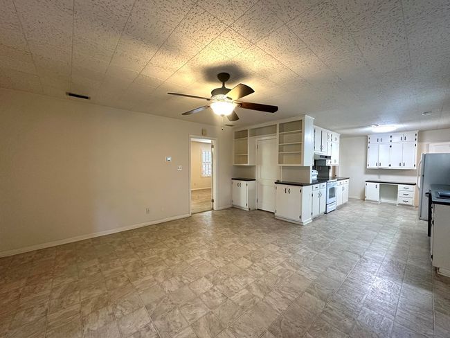 901 E 4 Th St, House other with 2 bedrooms, 2 bathrooms and 2 parking in Adel GA | Image 7