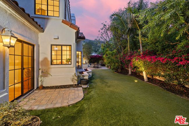 5565 Eagle Point Cir, House other with 4 bedrooms, 3 bathrooms and 3 parking in Westlake Village CA | Image 34