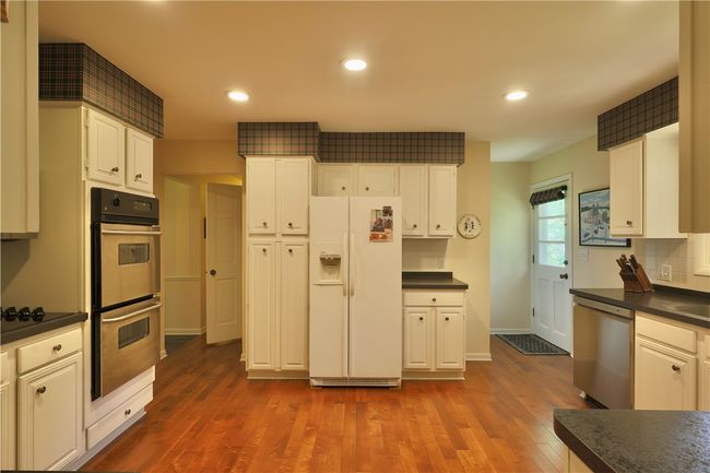 415 Corydon Rd, House other with 3 bedrooms, 2 bathrooms and null parking in Eau Claire WI | Image 19