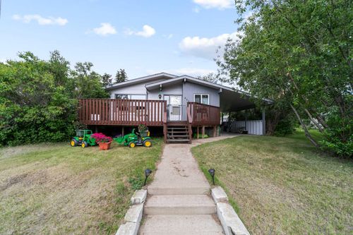 4909 50 St, Sedgewick, AB, T0B4C0 | Card Image