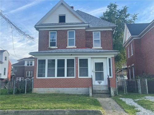 818 17th St, Parkersburg, WV, 26101-4039 | Card Image