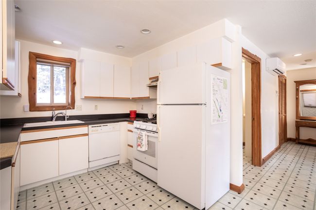 Kitchen | Image 66