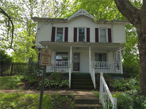 31 South St, West Middlesex, PA, 16159-4141 | Card Image