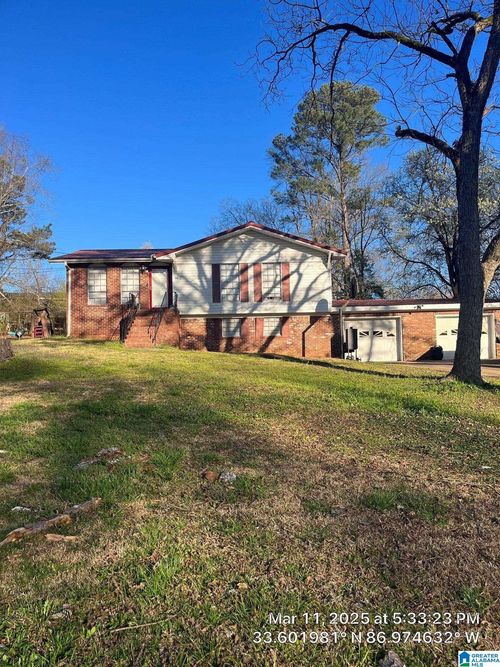 5609 Valleyview Trl, ADAMSVILLE, AL, 35005-1007 | Card Image