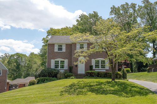 674 N Bishop Ave, SPRINGFIELD, PA, 19064-3413 | Card Image