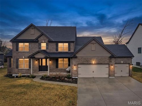 209 Haver Hill Dr, Lake St Louis, MO, 63367-5040 | Card Image