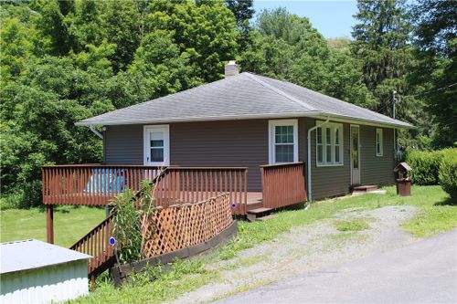 127 Loft Road, Maryland, NY, 12155 | Card Image