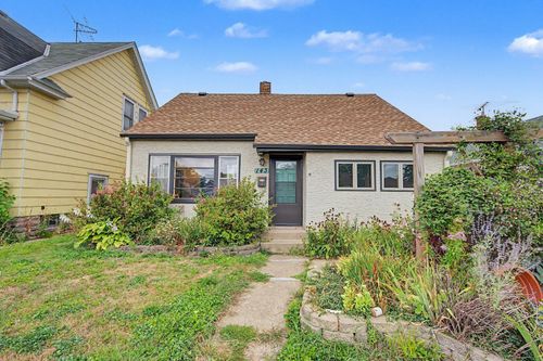 143 12th Ave N, South Saint Paul, MN, 55075-1952 | Card Image