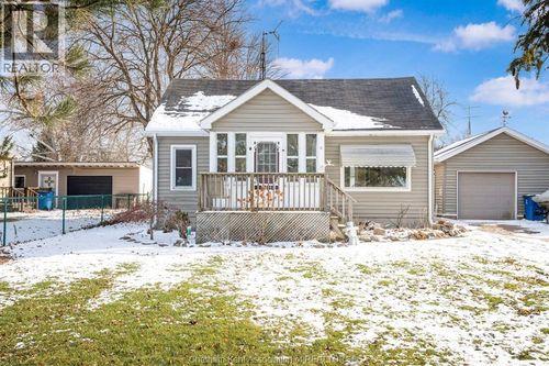 8554 Middle Line, Raleigh, ON, N0P1G0 | Card Image