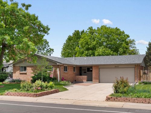 945 Emerald St, Broomfield, CO, 80020-3418 | Card Image