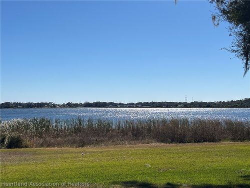 998 Grand Lake Blvd, Avon Park, FL, 33825-2613 | Card Image