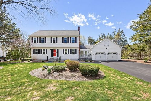 45 James St, Mansfield, MA, 02048-2724 | Card Image