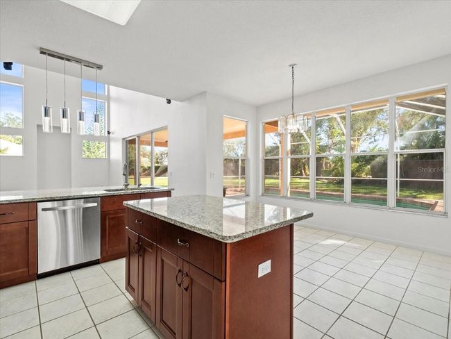 9701 Hidden Cove Ct, House other with 5 bedrooms, 3 bathrooms and null parking in Tampa FL | Image 18