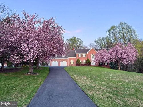 18117 Hayloft Dr, Derwood, MD, 20855-1667 | Card Image